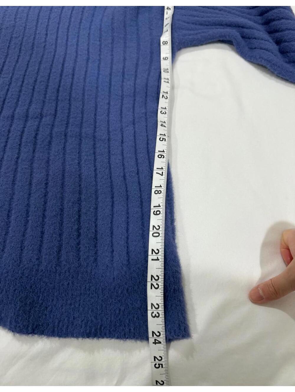 Aerie Blue Buttercream Crewneck Fuzzy Soft Ribbed Oversized Sweater- Size Medium - Picture 8 of 9